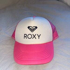 roxy trucker hat